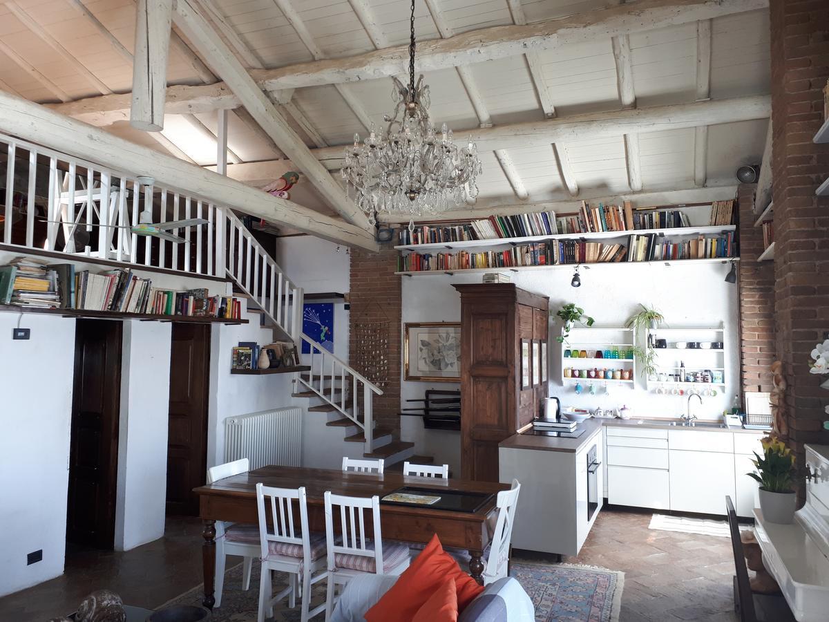 La Casa Sopra Le Nuvole Villa Medesano Bagian luar foto